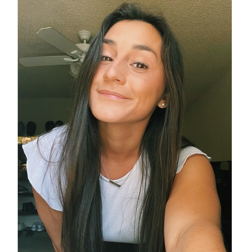 Meet your Posher, Kelsie